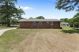 1905 Hullwood Dr, Kinston, NC 28504 - Photo 19