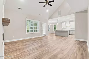 16620 Titmouse Ct, Wagram, NC 28396 - Photo 7