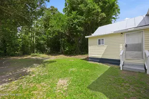 305 S McDaniel St, Kinston, NC 28501 - Photo 21
