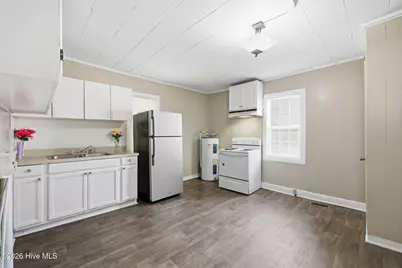 305 S McDaniel Street, Kinston, NC 28501 - Photo 13
