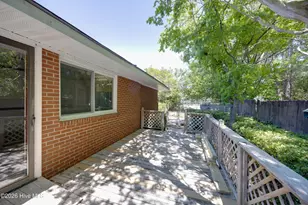 100 E Berkshire Rd, Greenville, NC 27858 - Photo 31