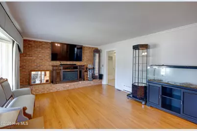 100 E Berkshire Road, Greenville, NC 27858 - Photo 7