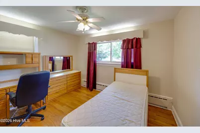 100 E Berkshire Road, Greenville, NC 27858 - Photo 29