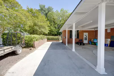 100 E Berkshire Road, Greenville, NC 27858 - Photo 33