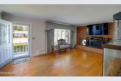 100 E Berkshire Road, Greenville, NC 27858 - Photo 9
