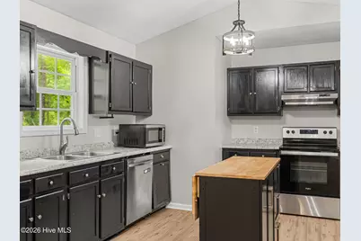 116 Sweetwater Drive, Jacksonville, NC 28540 - Photo 15