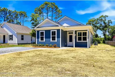 4388 Sweetbay Drive SE, Southport, NC 28461 - Photo 1