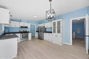 211 Pond Rd, Rocky Point, NC 28457 - Photo 9