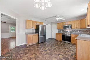 108 Oakley Dr, New Bern, NC 28560 - Photo 15