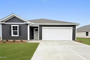 1651 Yellow Fin Dr SE, New Bern, NC 28479 - Photo 1