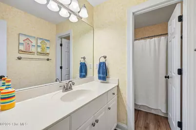 9911 Chrissie Wright Court #West, Emerald Isle, NC 28594 - Photo 33