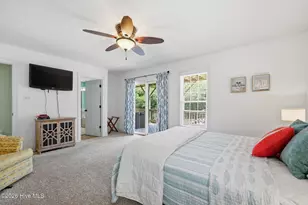 9911 Chrissie Wright Ct, Emerald Isle, NC 28594 - Photo 23