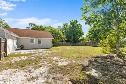 300 Foxtrace Lane, Hubert, NC 28539 - Photo 27