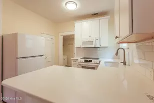 1231 E 42nd St, Savannah, GA 31404 - Photo 13
