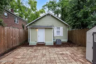 1231 E 42nd St, Savannah, GA 31404 - Photo 5