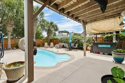 110 Palm Breeze Drive, Carolina Beach, NC 28428 - Photo 11