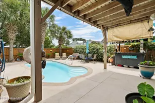 110 Palm Breeze Dr, Carolina Beach, NC 28428 - Photo 11