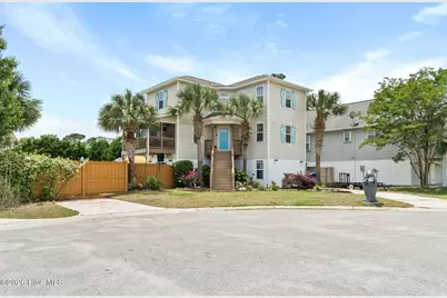110 Palm Breeze Drive, Carolina Beach, NC 28428 - Photo 3