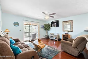 110 Palm Breeze Dr, Carolina Beach, NC 28428 - Photo 23