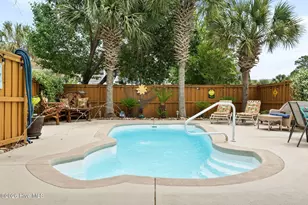 110 Palm Breeze Dr, Carolina Beach, NC 28428 - Photo 5