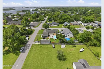 602 W Broad Street, Swansboro, NC 28584 - Photo 13