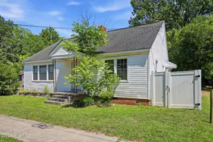 700 Johnston St, Greenville, NC 27858 - Photo 3