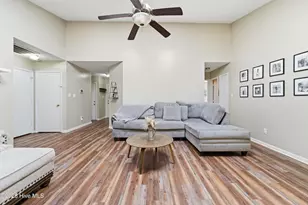 308 Pebble Ln, Jacksonville, NC 28546 - Photo 17