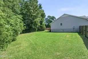 308 Pebble Ln, Jacksonville, NC 28546 - Photo 59