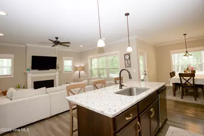 595 E L Ives Drive, Aberdeen, NC 28315 - Photo 15