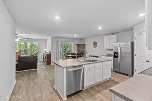 849 Tuscarora Trl, Jacksonville, NC 28546 - Photo 5