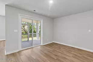 849 Tuscarora Trl, Jacksonville, NC 28546 - Photo 5