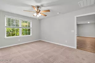849 Tuscarora Trl, Jacksonville, NC 28546 - Photo 9