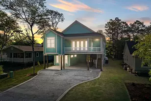 324 NE 52nd St, Oak Island, NC 28465 - Photo 3