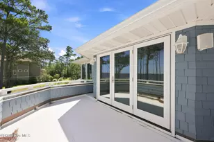 492 Sandy Point Dr, Beaufort, NC 28516 - Photo 9
