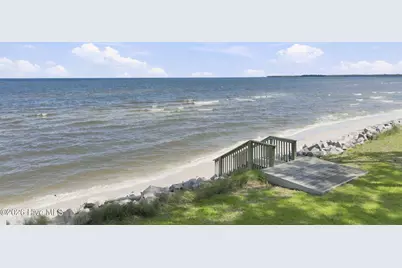 492 Sandy Point Drive, Beaufort, NC 28516 - Photo 15
