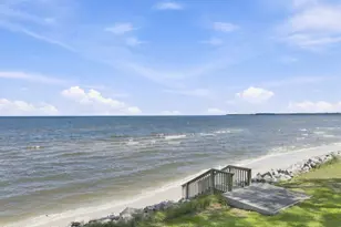 492 Sandy Point Dr, Beaufort, NC 28516 - Photo 15