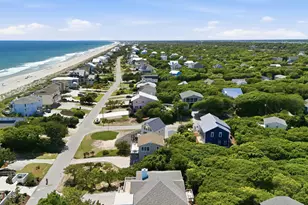 6820 Ocean Dr, Emerald Isle, NC 28594 - Photo 7