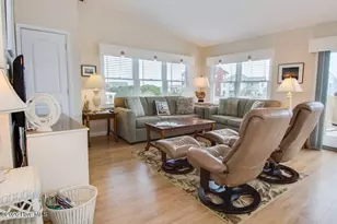 6820 Ocean Dr, Emerald Isle, NC 28594 - Photo 13