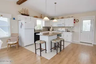 6820 Ocean Dr, Emerald Isle, NC 28594 - Photo 19