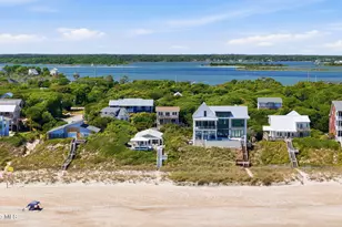 6820 Ocean Dr, Emerald Isle, NC 28594 - Photo 9