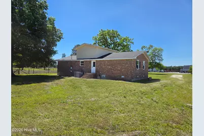 1807 Nc Highway 111, Chinquapin, NC 28521 - Photo 31