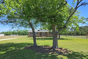 1807 Nc Hwy 111, Chinquapin, NC 28521 - Photo 33