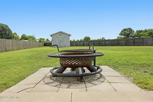 110 Eva Koonce Ln, Richlands, NC 28574 - Photo 35