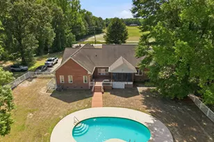 2612 Baywood Rd, Eastover, NC 28312 - Photo 5