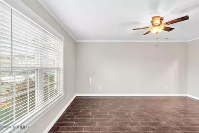 300 Streamwood Drive, Jacksonville, NC 28546 - Photo 5