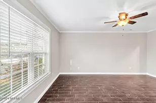 300 Streamwood Dr, Jacksonville, NC 28546 - Photo 5