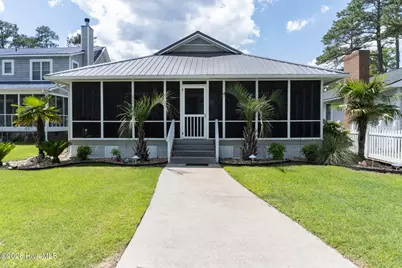 193 Turtle Cove Drive, Elizabethtown, NC 28337 - Photo 1