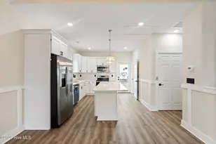 203 Shell Rd, Surf City, NC 28445 - Photo 17