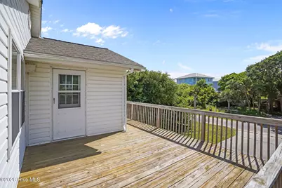 212 SE 78th Street, Oak Island, NC 28465 - Photo 37