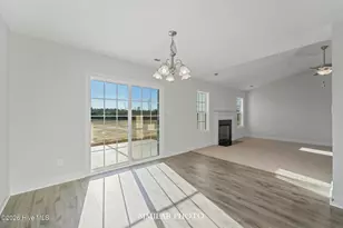 617 Barlowe Ln, Jacksonville, NC 28546 - Photo 7